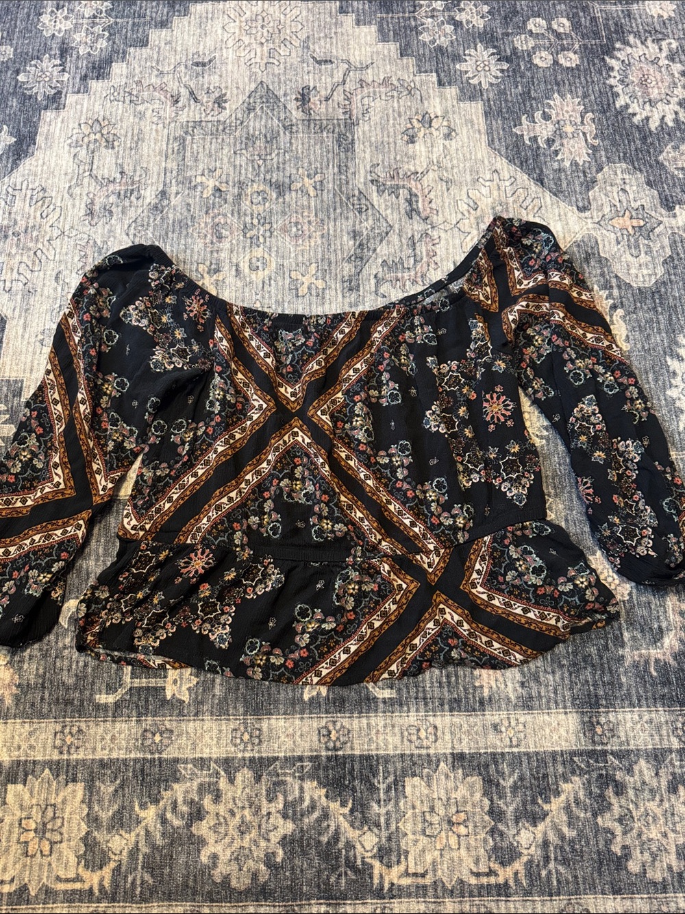 American Eagle Outfitters Black Floral Peplum Off-Shoulder Blouse